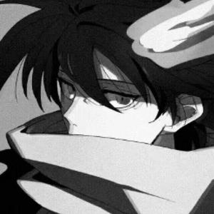 老头扒开粉嫩的小缝亲吻莫娜图片
